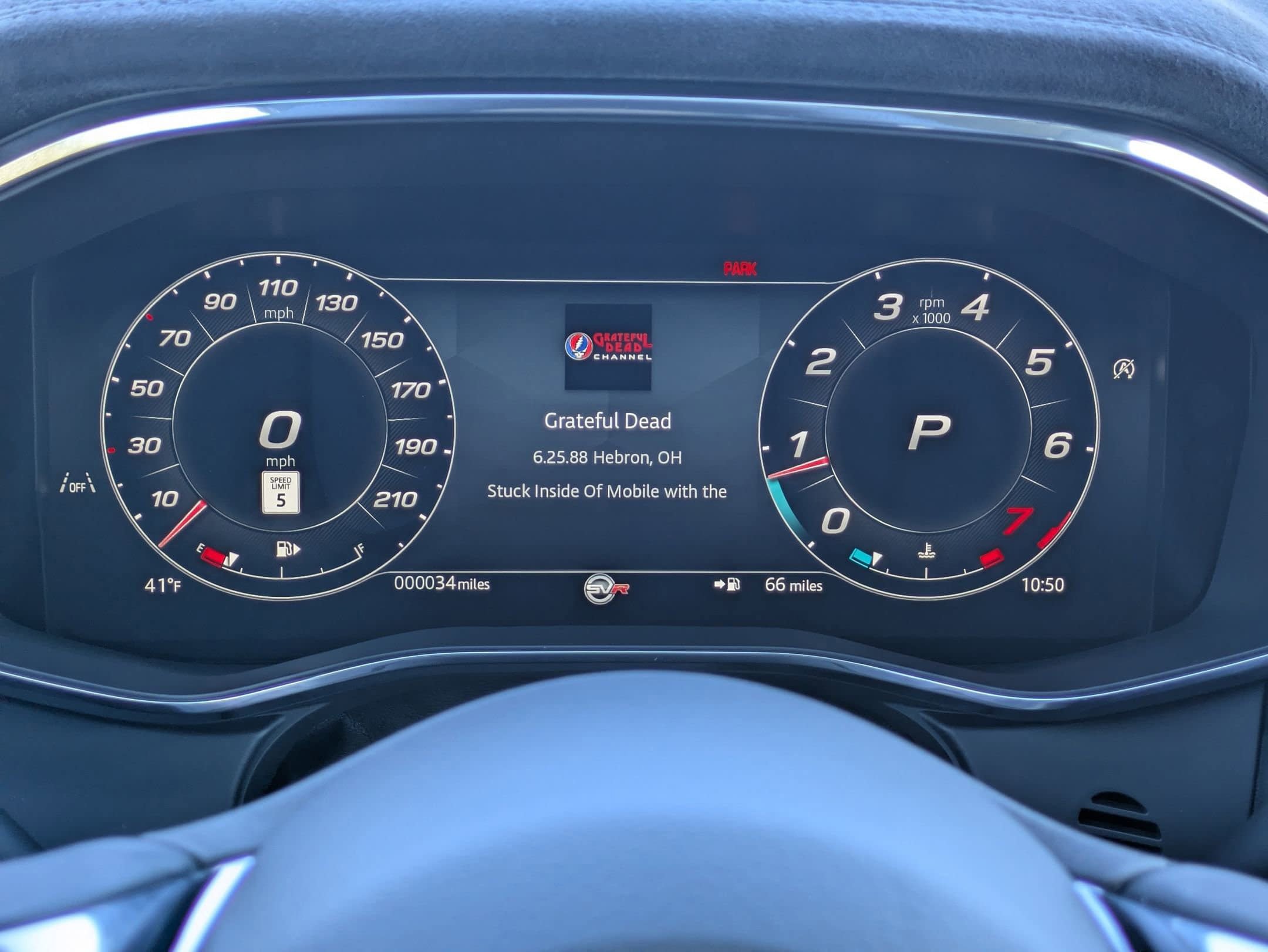 New 2026 Jaguar F-PACE SVR 575 Edition image 10