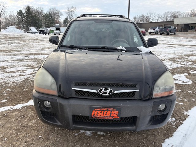 Used 2009 Hyundai Tucson SE image 2