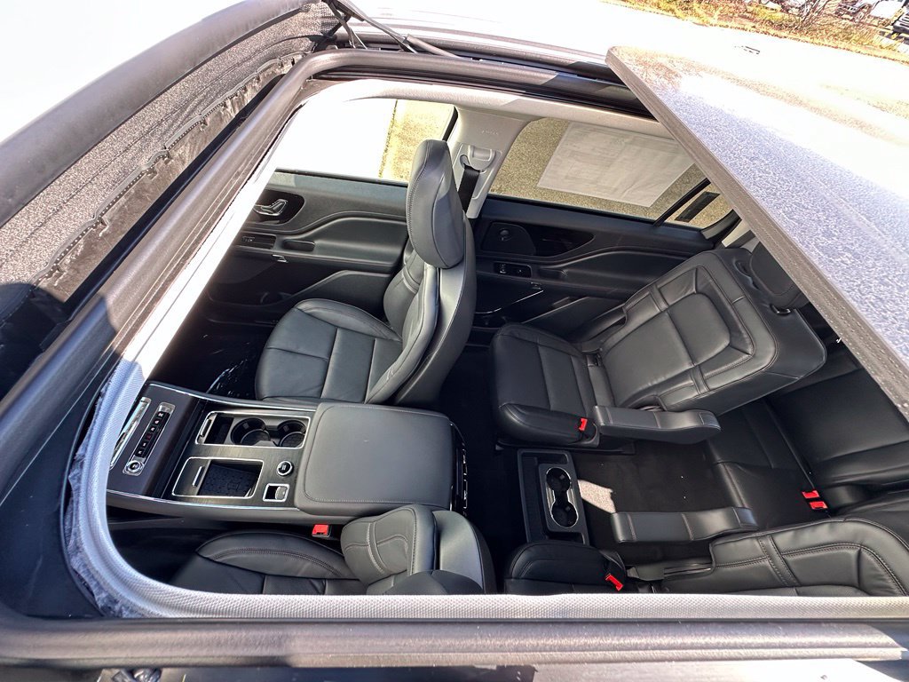 New 2027 Lincoln Aviator Reserve AWD/4WD image 6