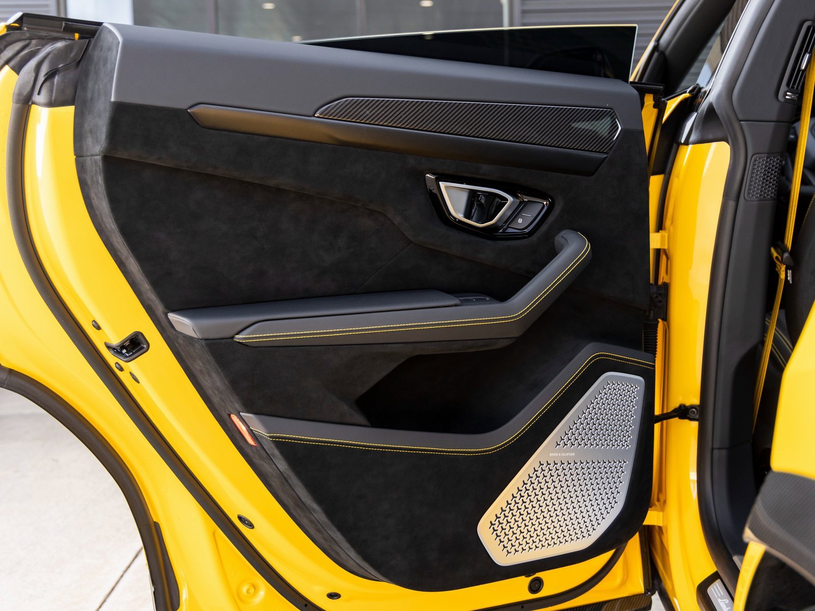 Used 2024 Lamborghini Urus Performante image 37