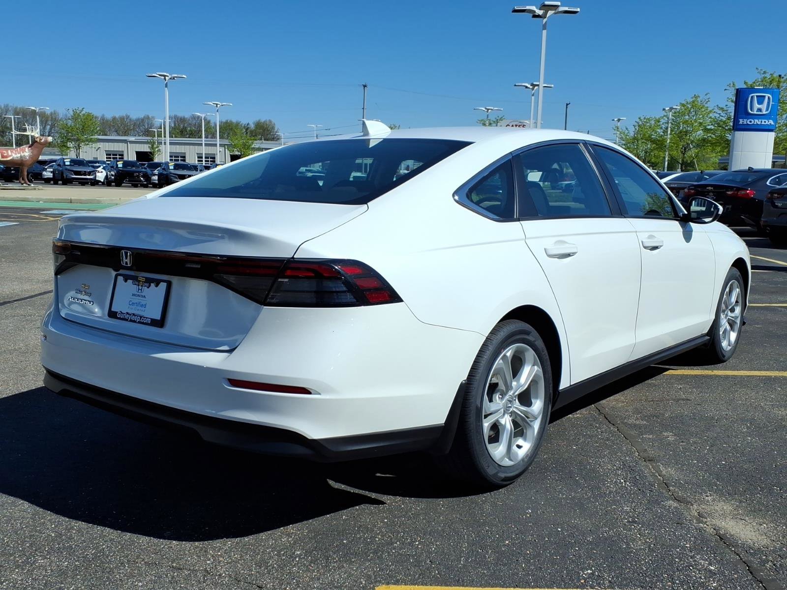 Certified 2023 Honda Accord LX image 10