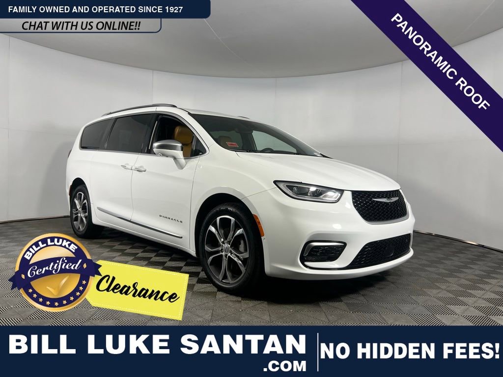 Used 2022 Chrysler Pacifica Pinnacle image 1