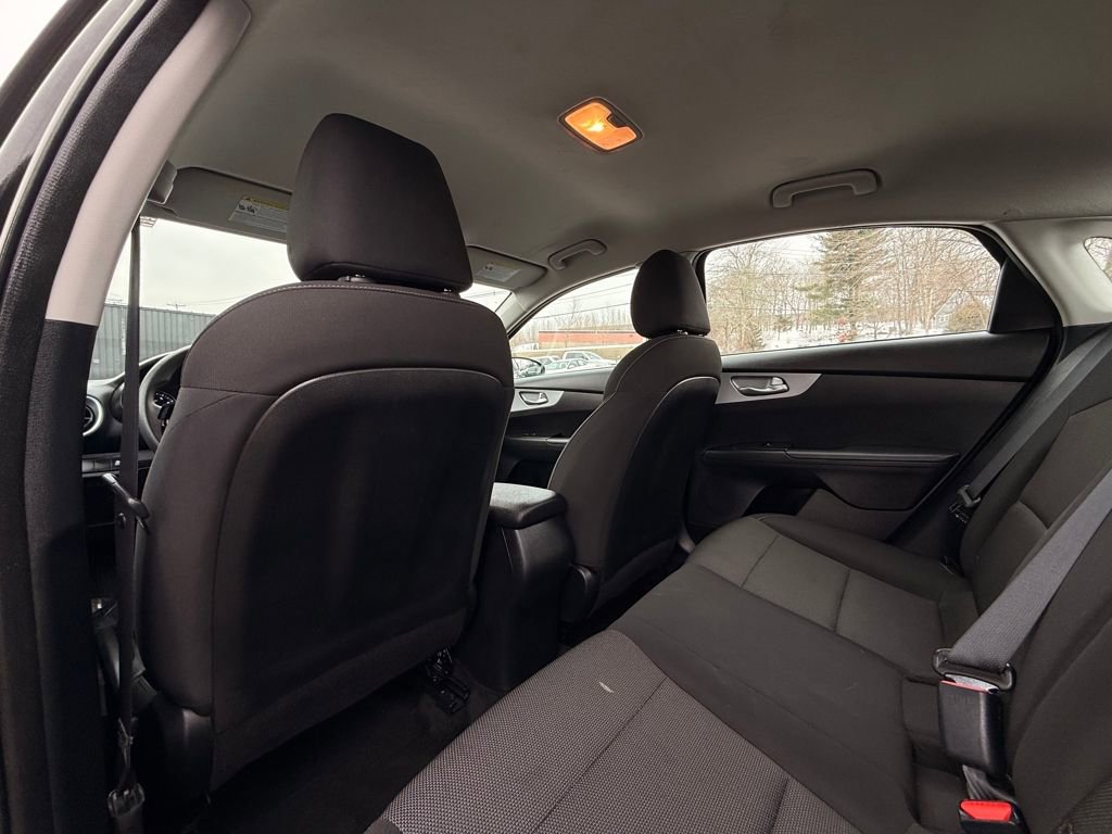 Used 2023 Kia Forte LXS image 16