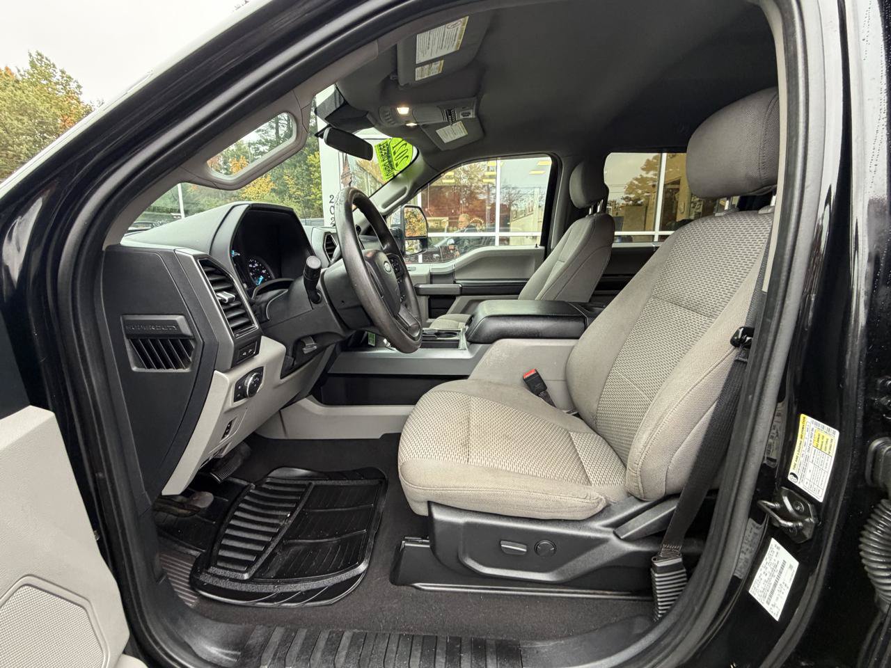 Used 2021 Ford F350 XLT w/ XLT Premium Package AWD/4WD image 24