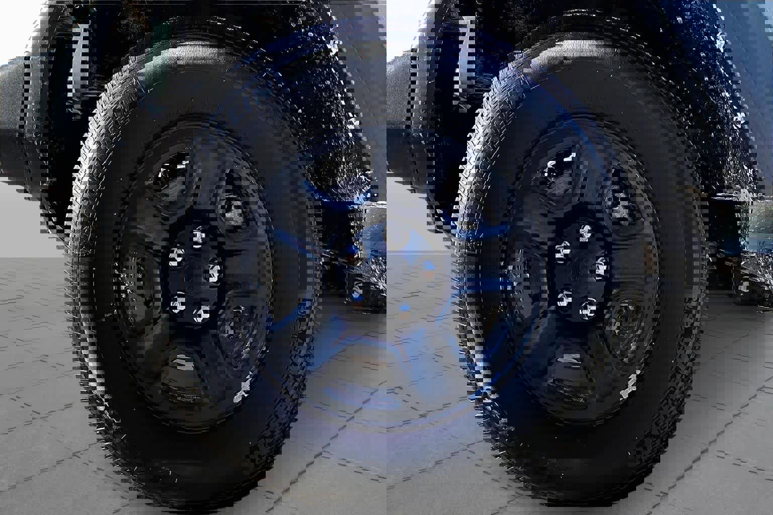 Used 2023 Jeep Wrangler Sport image 10