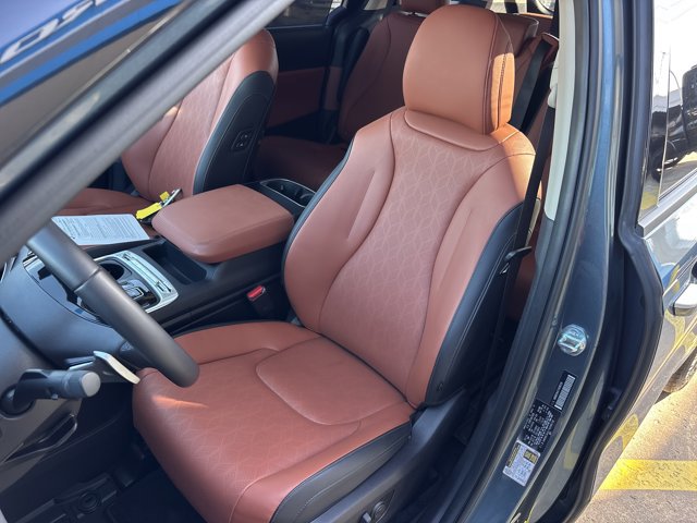 Used 2026 Kia Carnival SX image 24