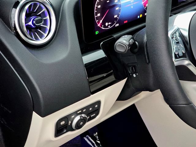 New 2026 Mercedes-Benz GLA 250 4MATIC image 16