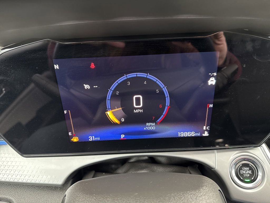 Used 2025 Chevrolet Trax LT w/ LT Convenience Package FWD image 17