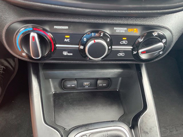 Used 2020 Kia Soul LX FWD image 38