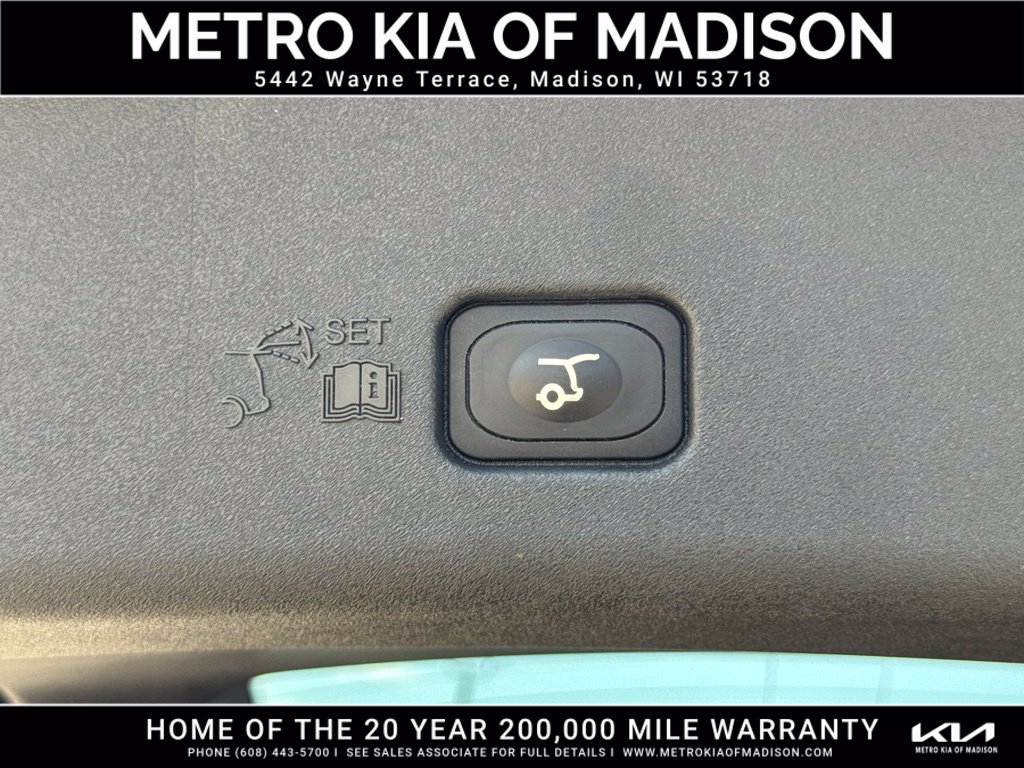 Used 2024 Lincoln Nautilus Premier w/ Equipment Group 102A AWD/4WD image 43