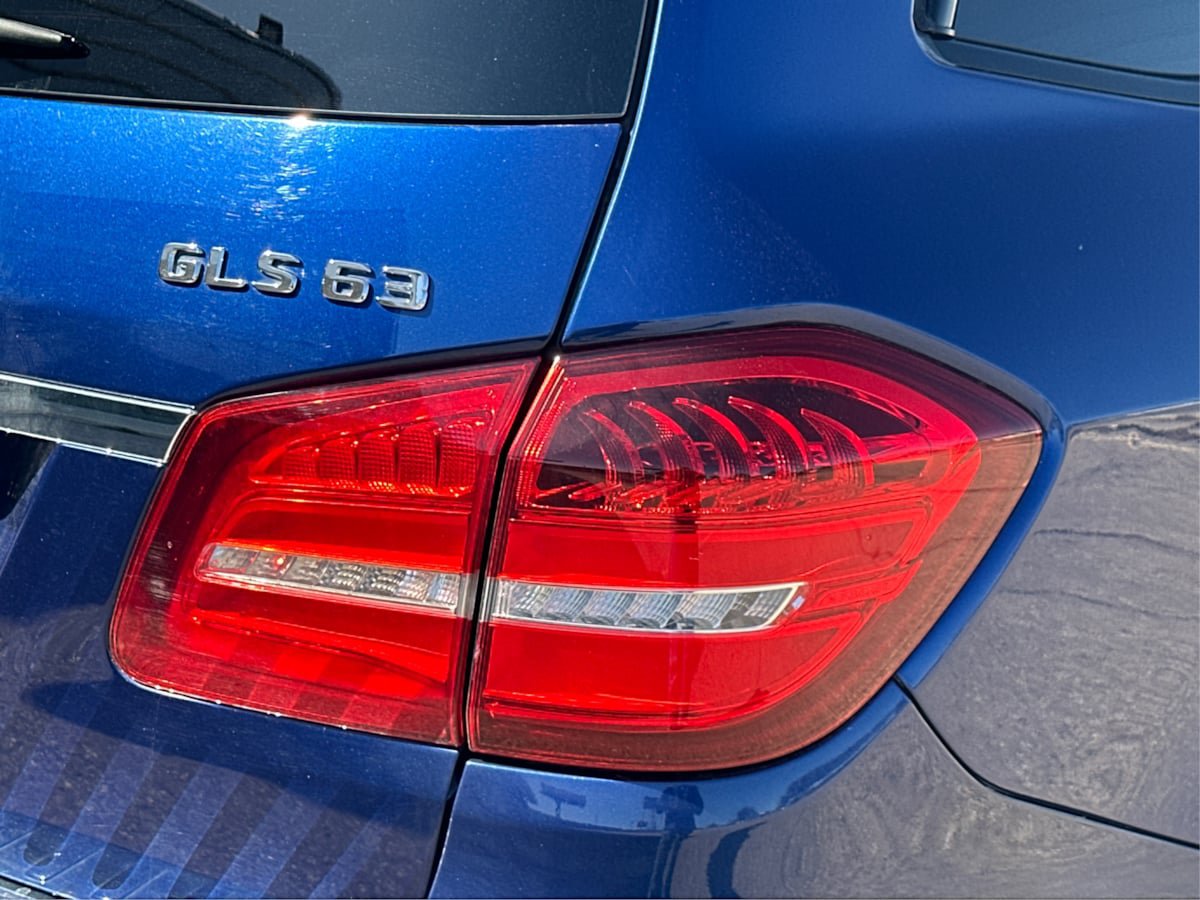 Used 2019 Mercedes-Benz GLS 63 AMG 4MATIC w/ AMG Night Styling Package image 23