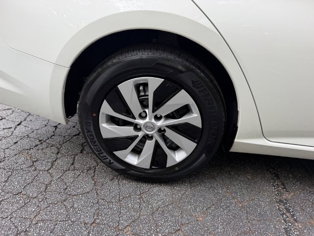 Used 2025 Nissan Altima 2.5 S FWD image 43
