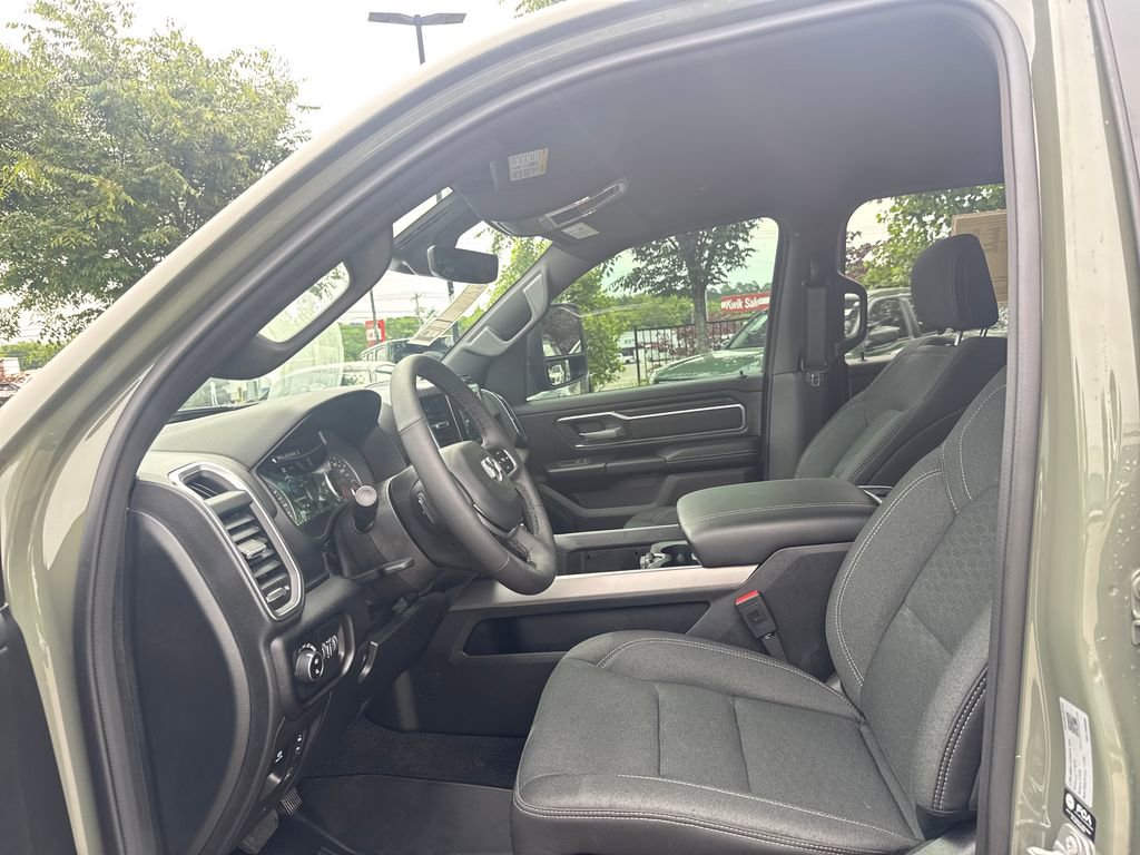 Used 2026 RAM 1500 Big Horn AWD/4WD image 9