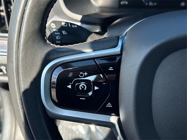 Used 2019 Volvo S60 T6 Momentum w/ Premium Package image 25