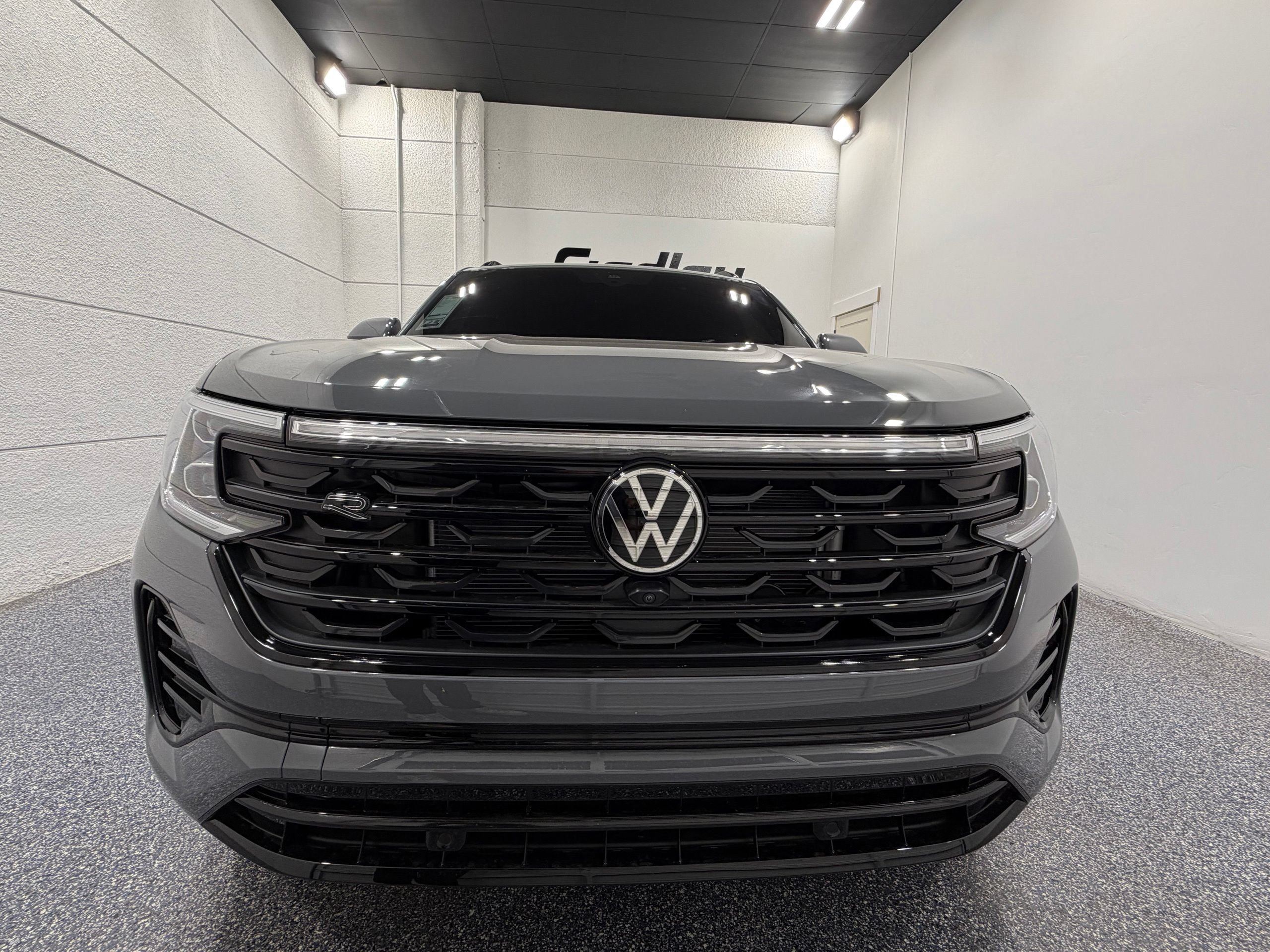 New 2026 Volkswagen Atlas Cross Sport SEL Premium R-Line AWD/4WD image 11