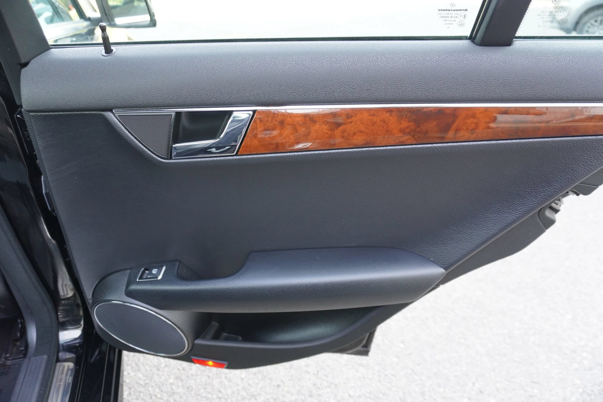 Used 2011 Mercedes-Benz C 300 Sedan image 20