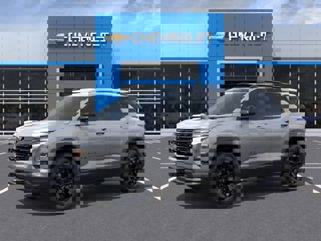 New 2026 Chevrolet Equinox LT w/ Midnight Edition image 2