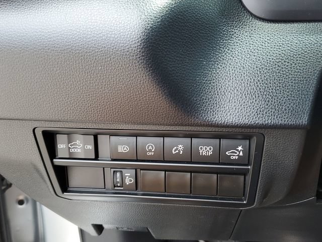 Used 2023 Toyota Tundra SR5 w/ SR5 Convenience Package AWD/4WD image 20