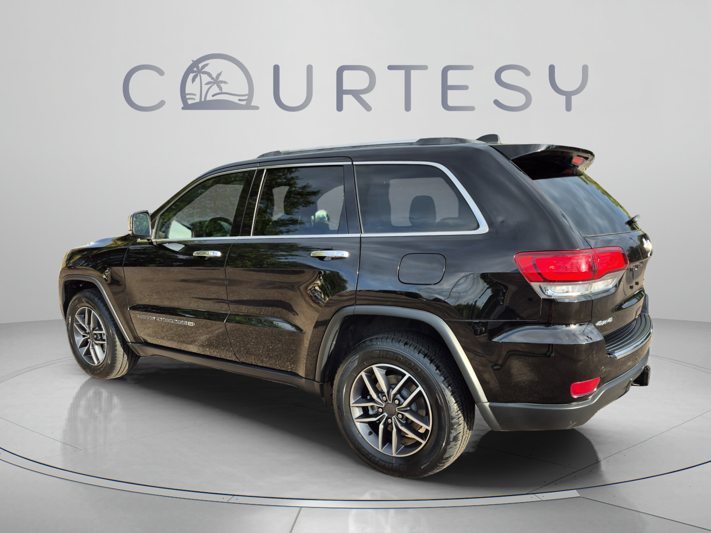 Used 2022 Jeep Grand Cherokee Limited w/ Trailer Tow Group IV AWD/4WD image 5