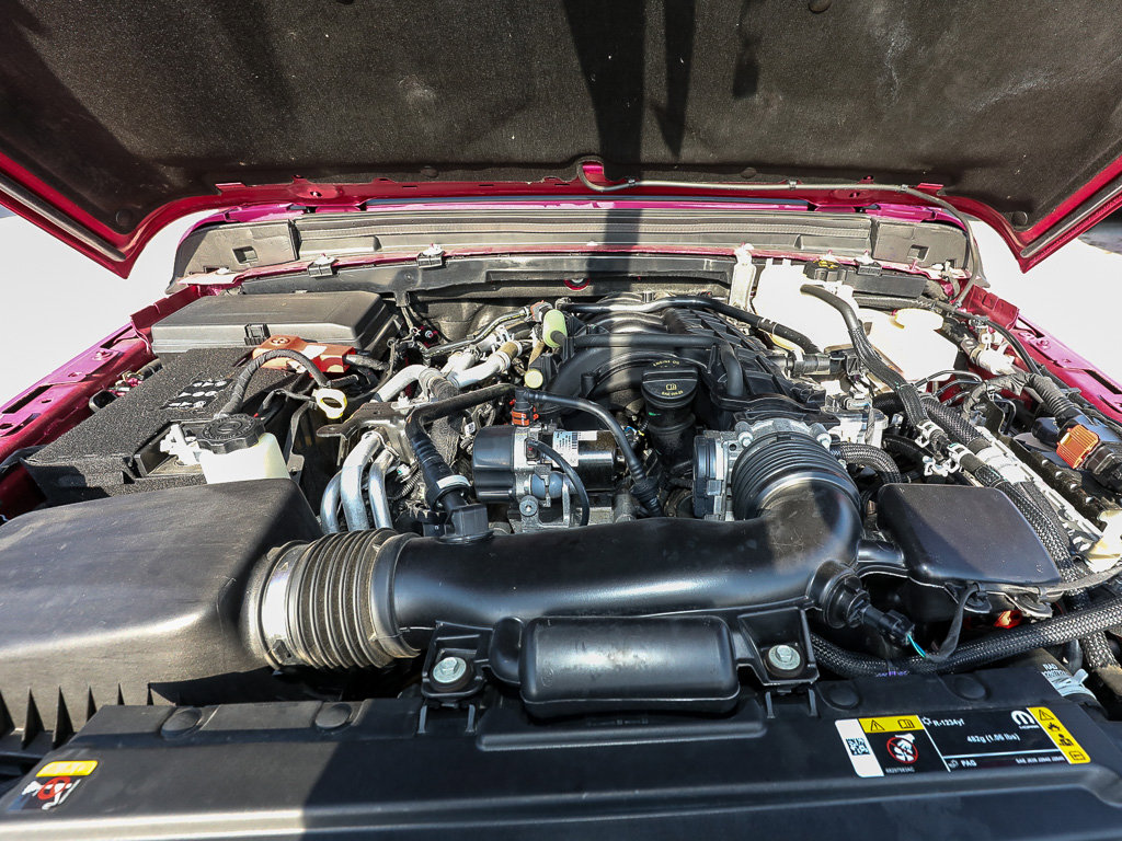 Used 2022 Jeep Wrangler Unlimited Sahara w/ Safety Group image 21