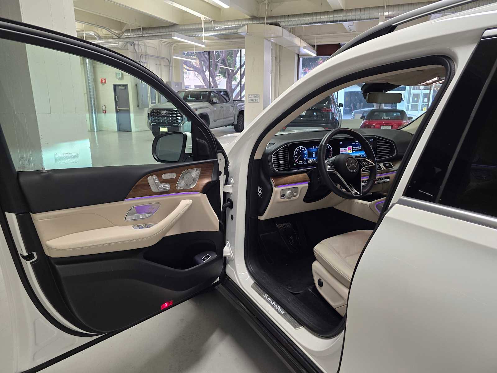 Used 2025 Mercedes-Benz GLS 450 GLS 450 image 22