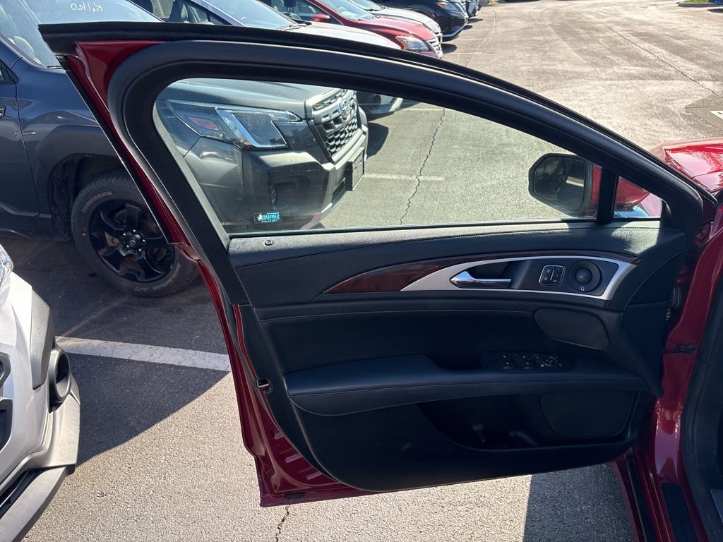 Used 2017 Lincoln MKZ Reserve w/ Climate Package image 18