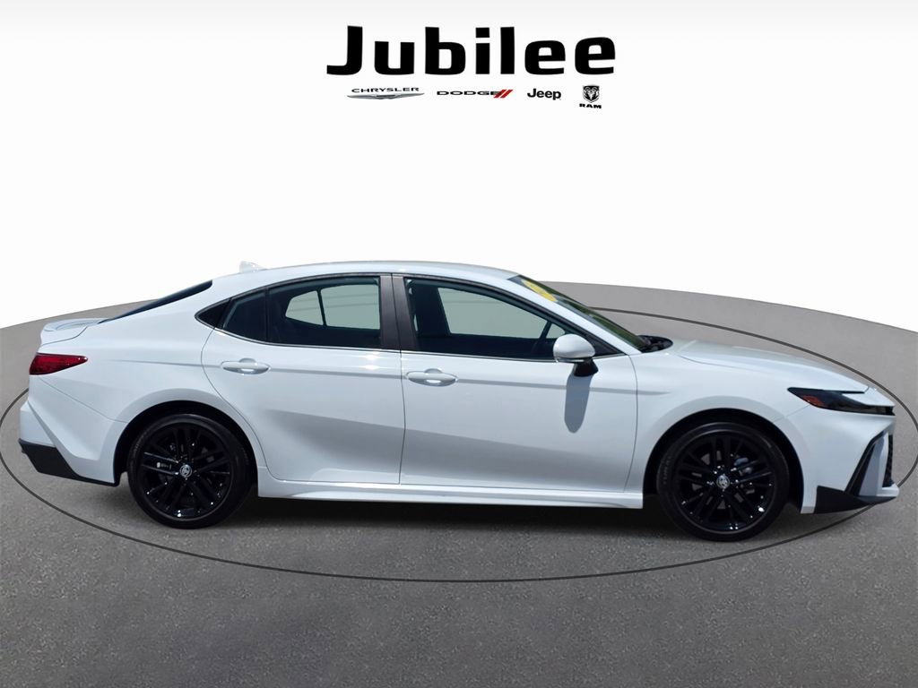 Used 2025 Toyota Camry SE FWD image 34