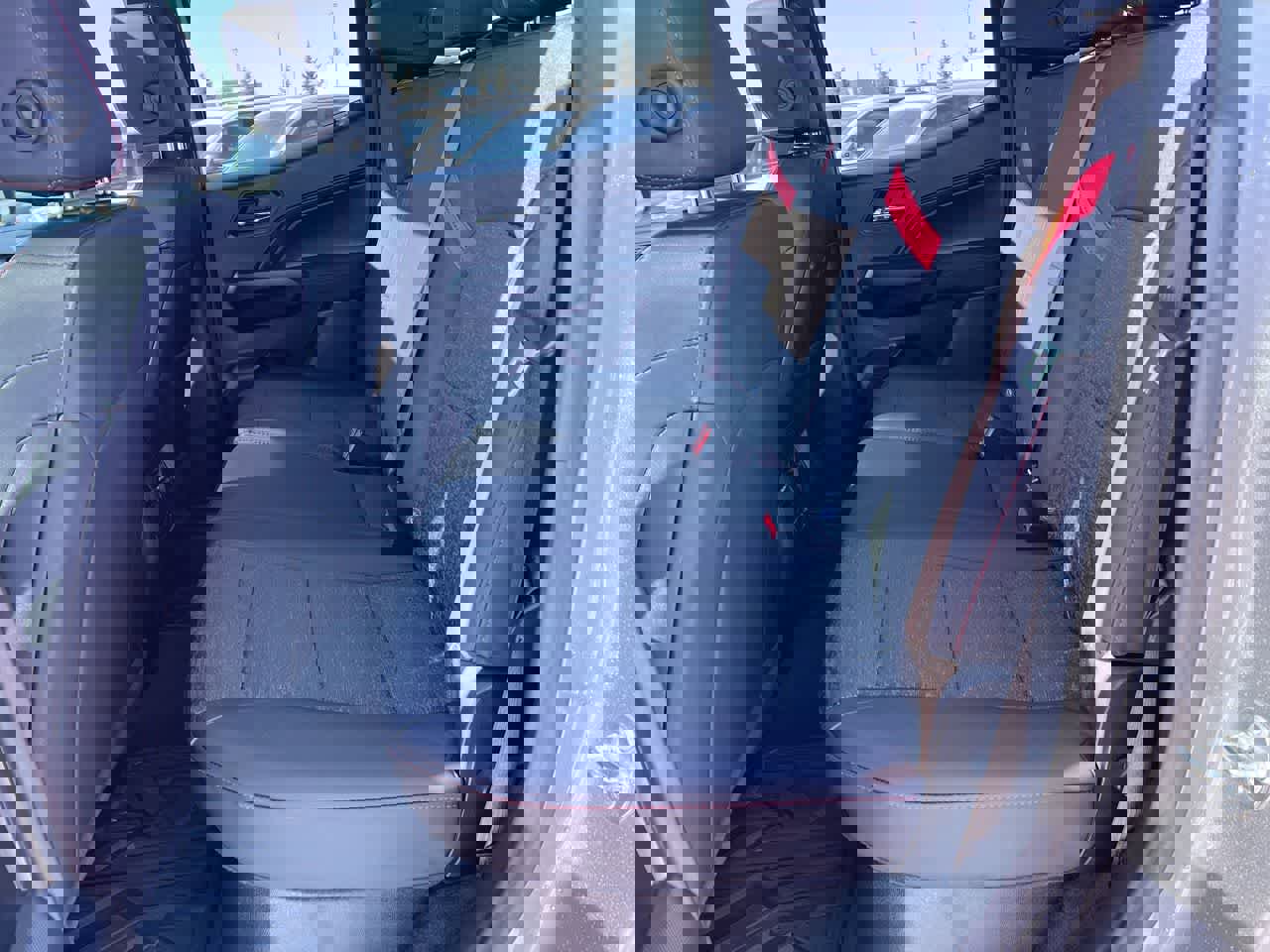 Used 2024 Chevrolet Colorado Z71 w/ Z71 Convenience Package 2 image 23