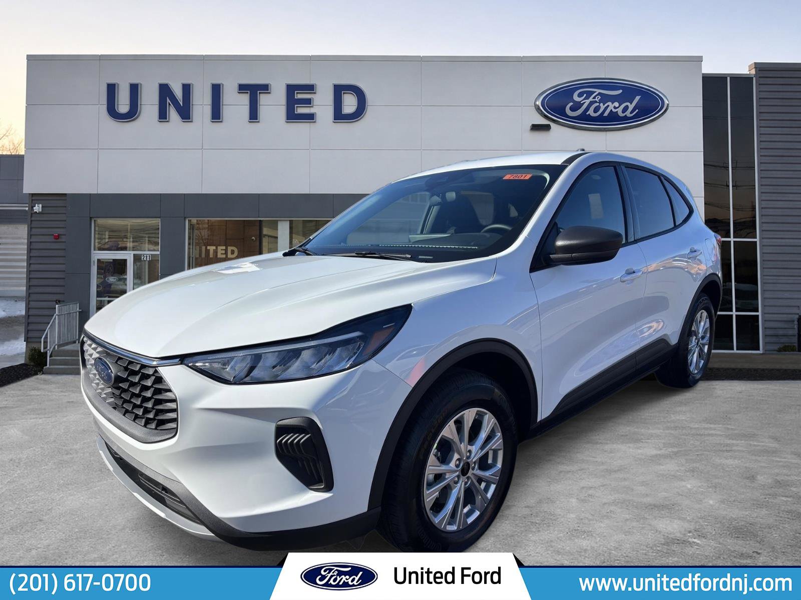 New 2026 Ford Escape Active w/ Tech Pack #1 AWD/4WD image 1