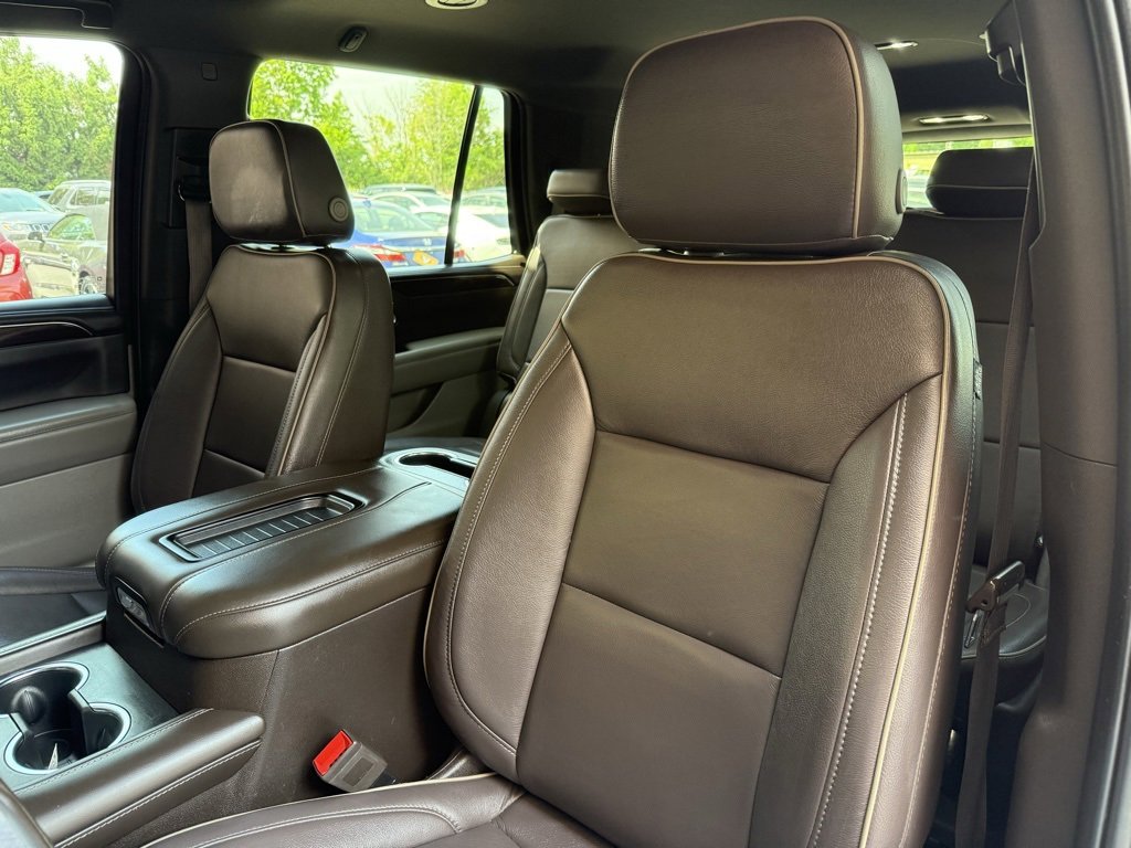 Used 2022 GMC Yukon SLE image 10
