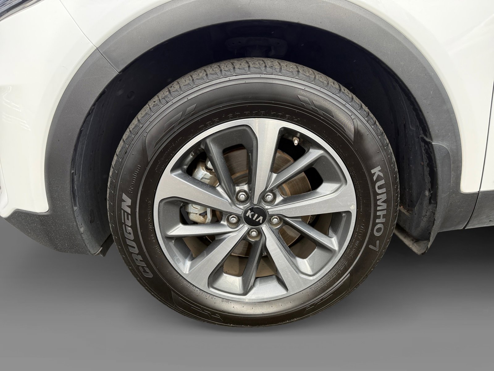 Used 2019 Kia Sorento EX image 9