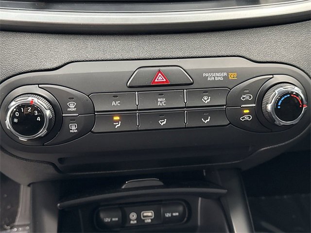 Used 2020 Kia Sorento L image 18