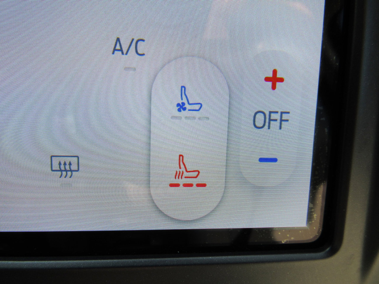 Used 2024 Ford Edge Titanium w/ Titanium Elite Package image 22