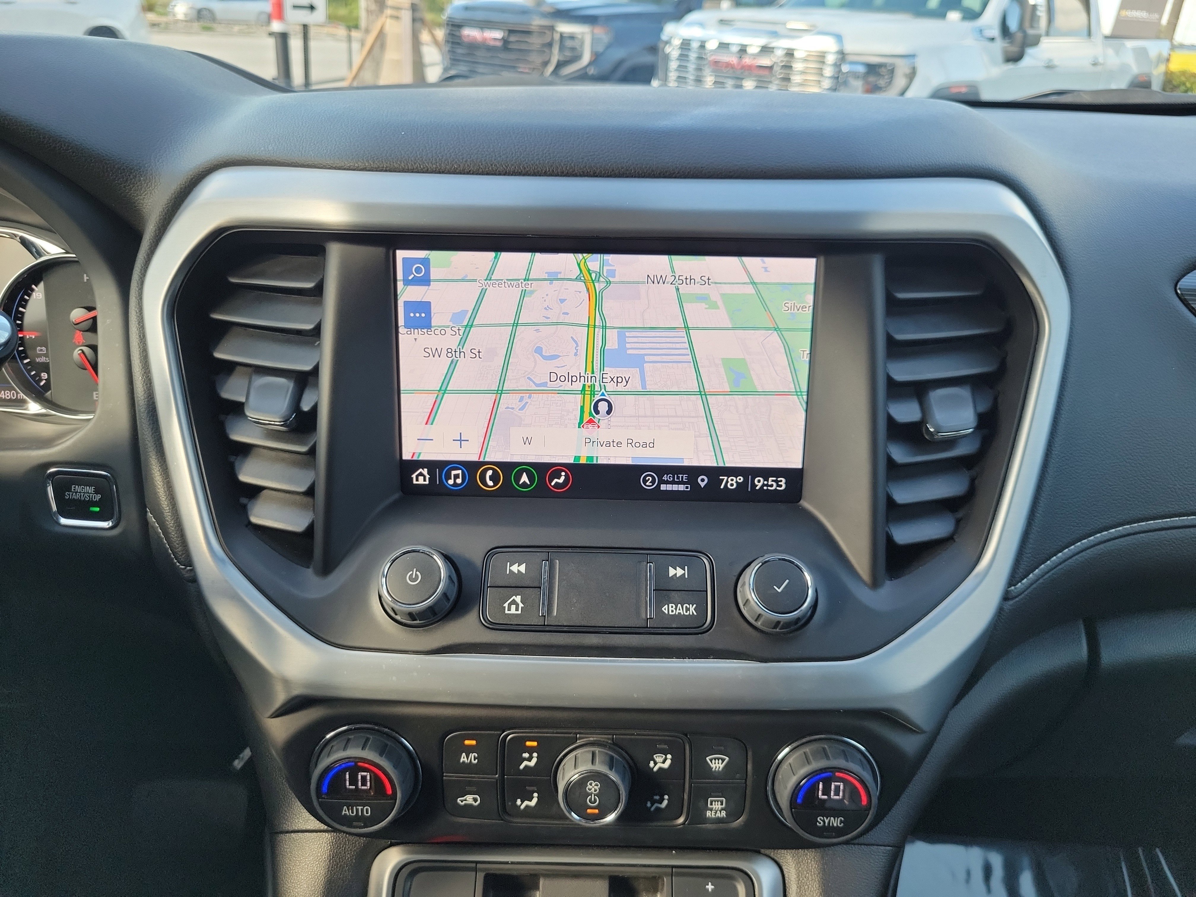 Used 2023 GMC Acadia SLT w/ Technology Package image 21