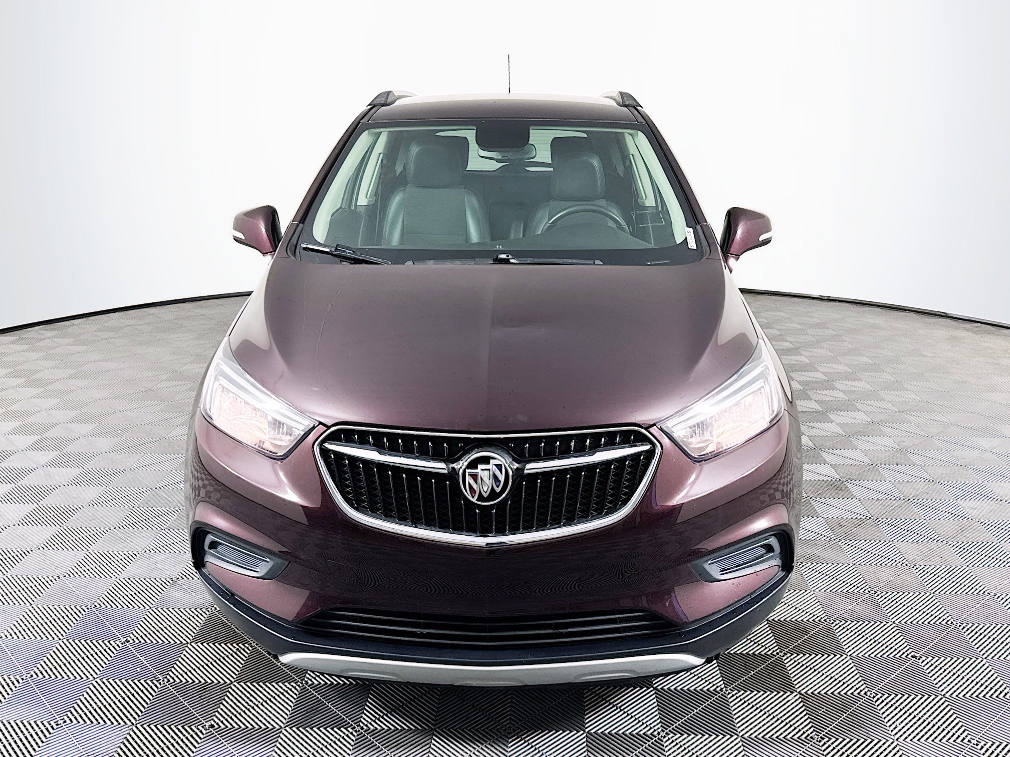 Used 2018 Buick Encore Preferred FWD image 2