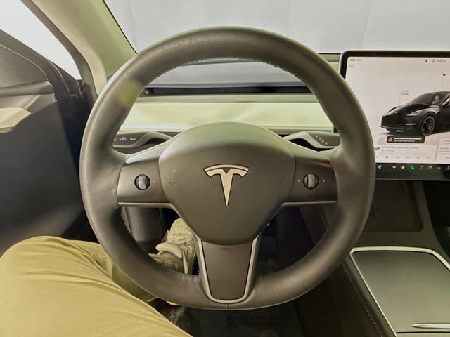 Used 2023 Tesla Model Y Performance AWD/4WD image 10