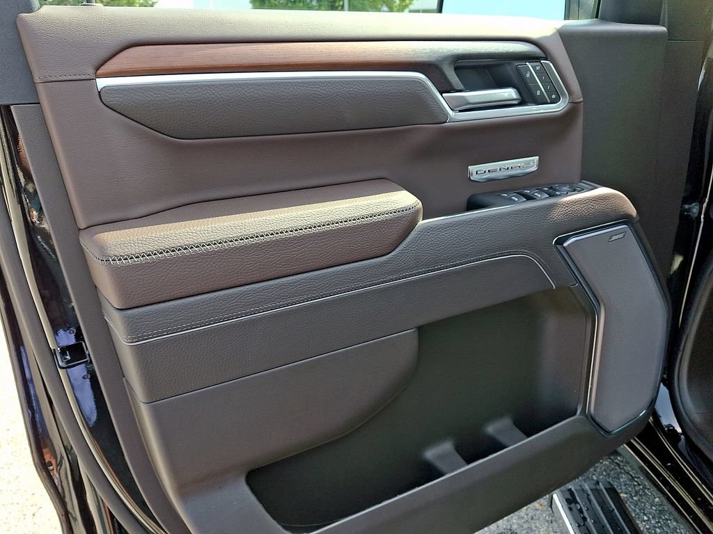 New 2026 GMC Sierra 1500 Denali AWD/4WD image 8