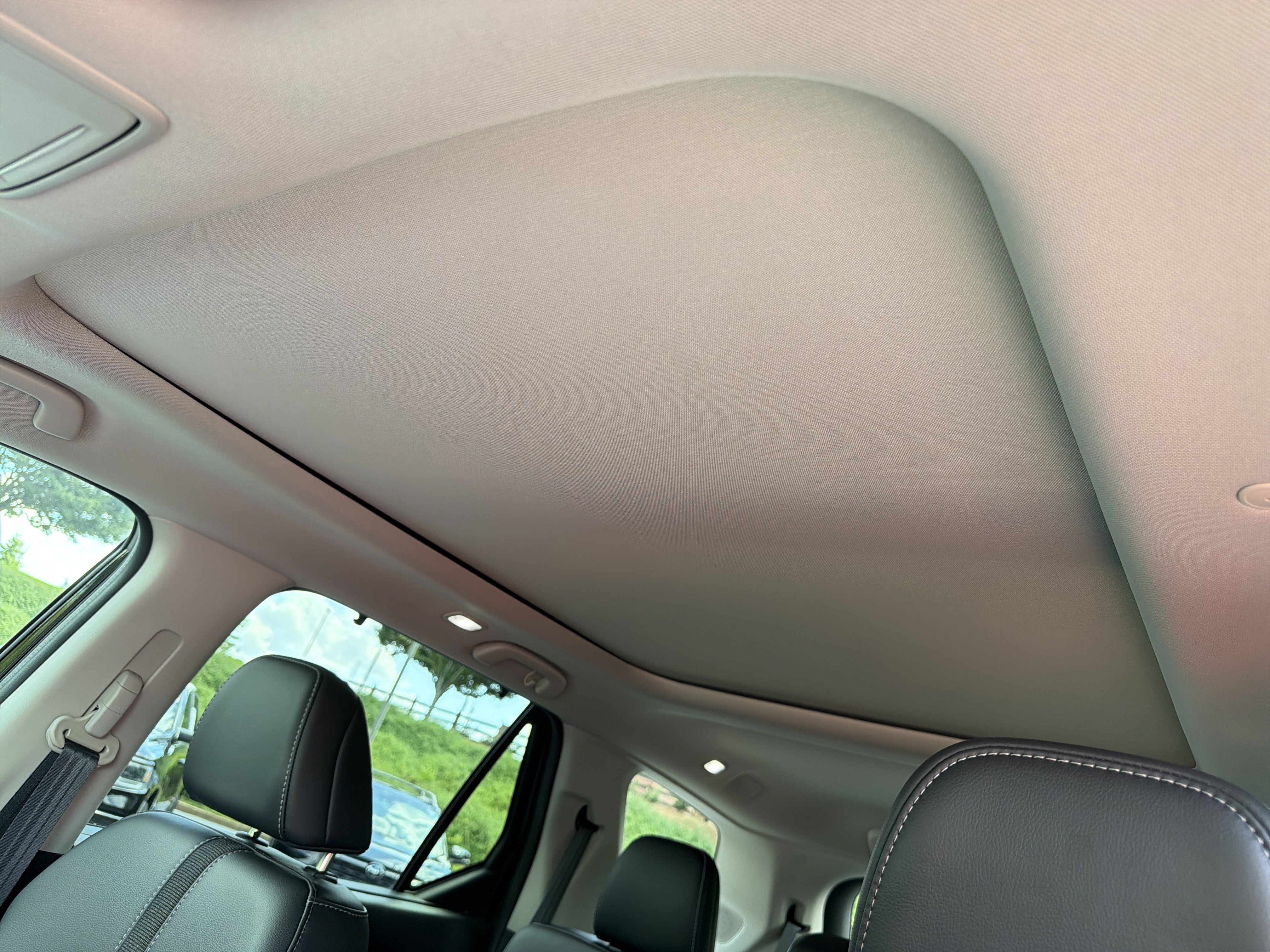 Used 2023 Honda Pilot Touring image 17
