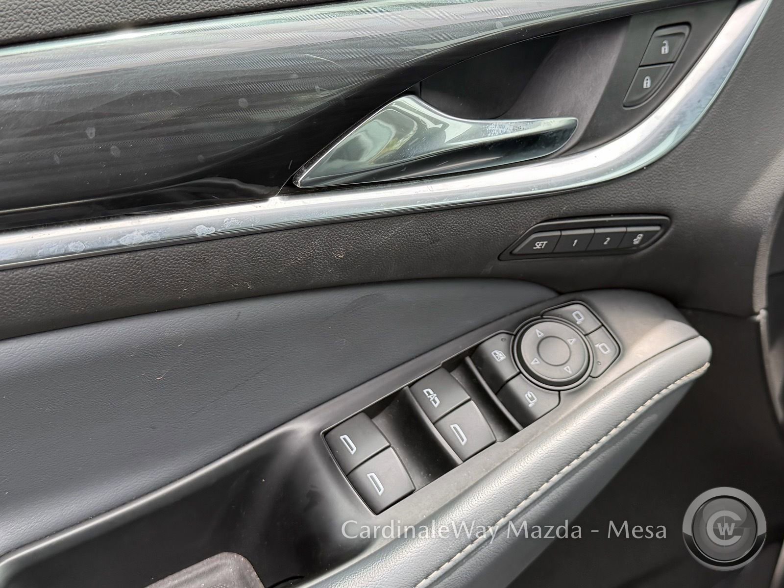 Used 2024 Buick Enclave Premium AWD/4WD image 12