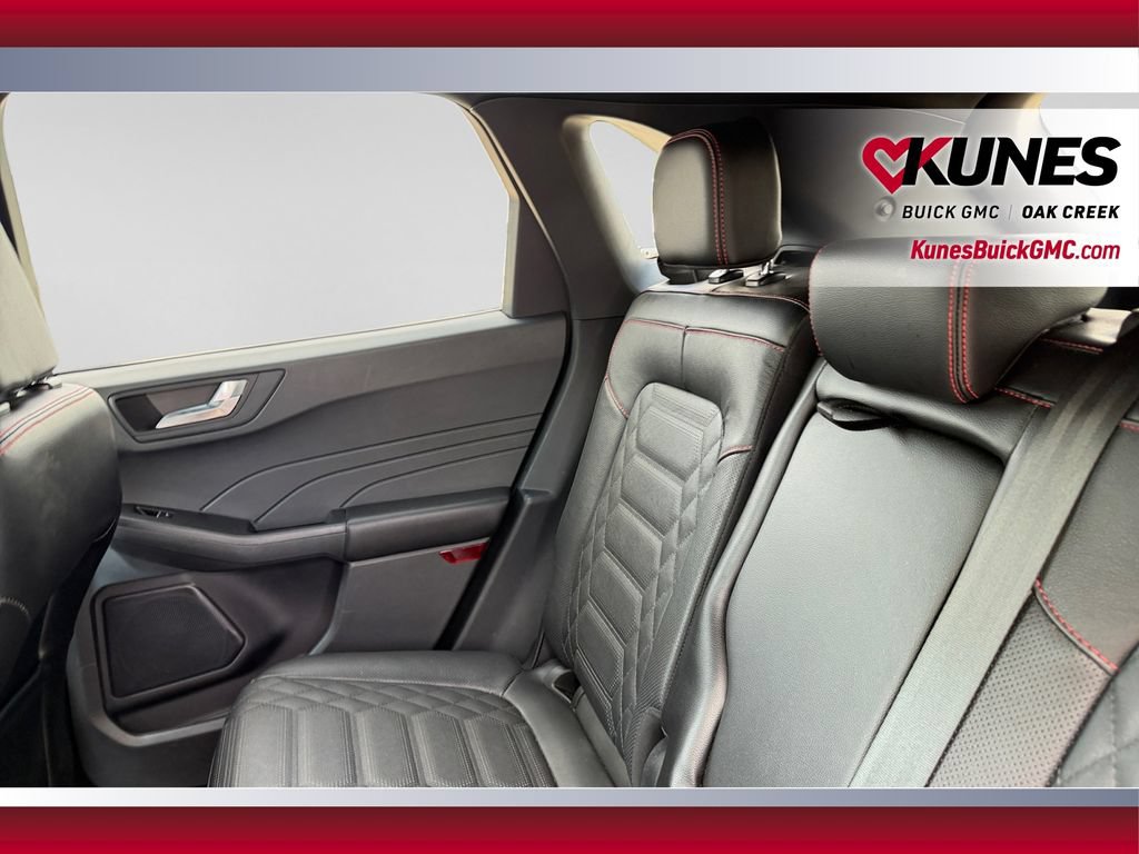 Used 2023 Ford Escape ST-Line Elite w/ Premium Technology Package AWD/4WD image 34