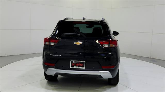 Used 2023 Chevrolet TrailBlazer LT w/ Convenience Package FWD image 7
