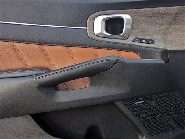 Used 2022 Kia Sorento SX Prestige w/ Rust Color Package image 23