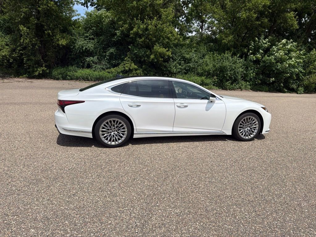 Used 2024 Lexus LS 500 AWD w/ Interior Upgrade Package image 22