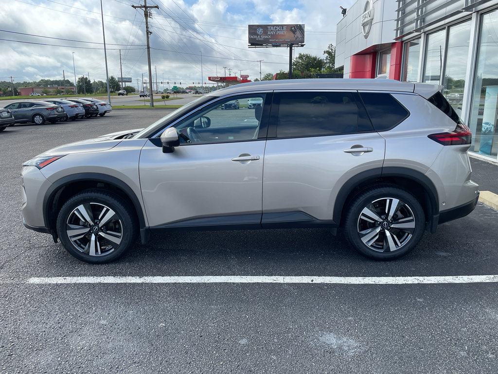 Certified 2024 Nissan Rogue SL w/ SL Premium Package image 22