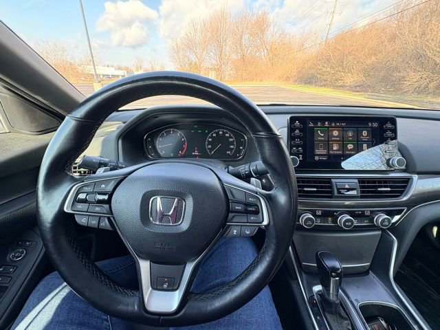 Used 2018 Honda Accord Sport image 13