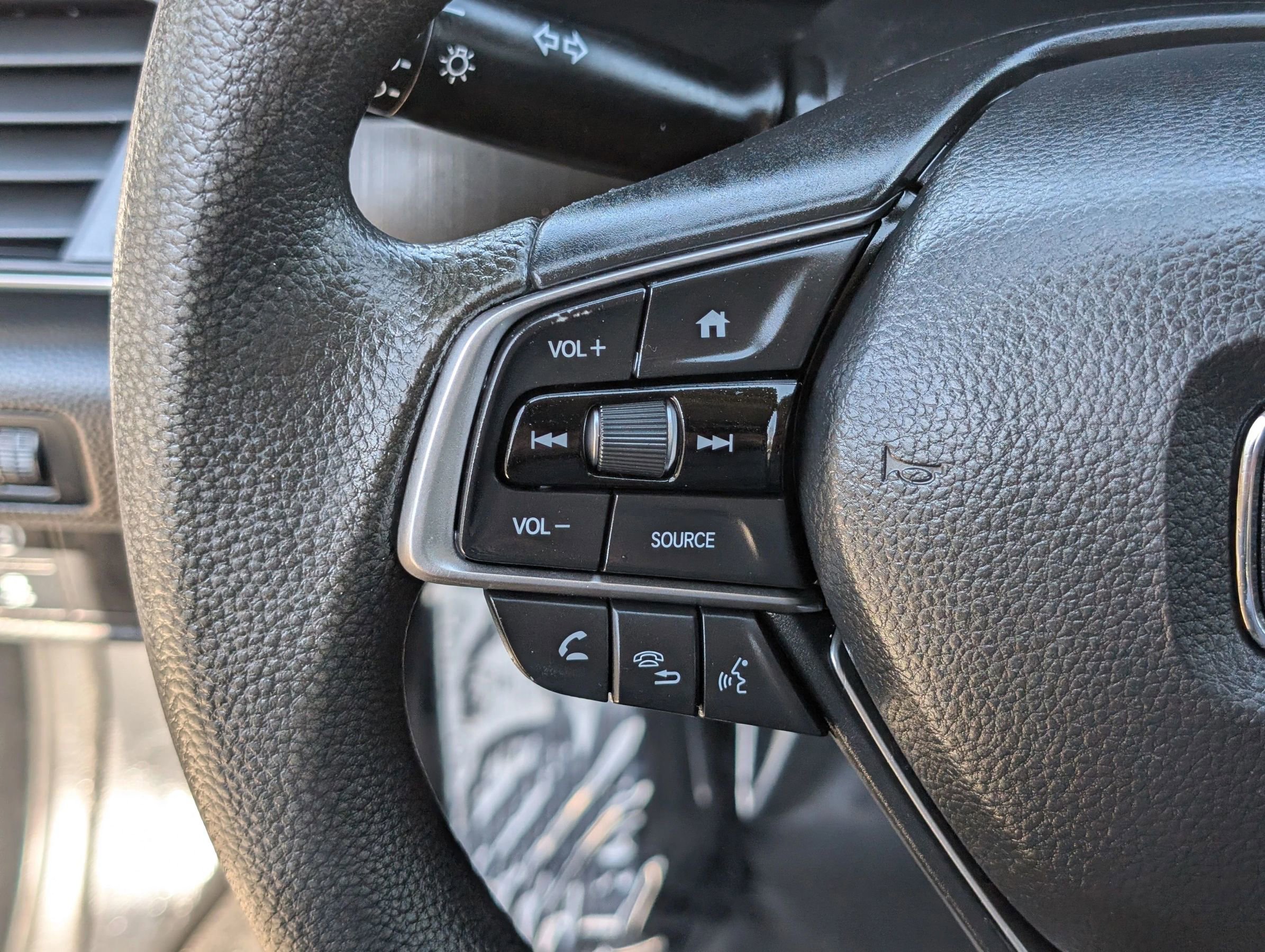 Used 2019 Honda Accord LX image 21