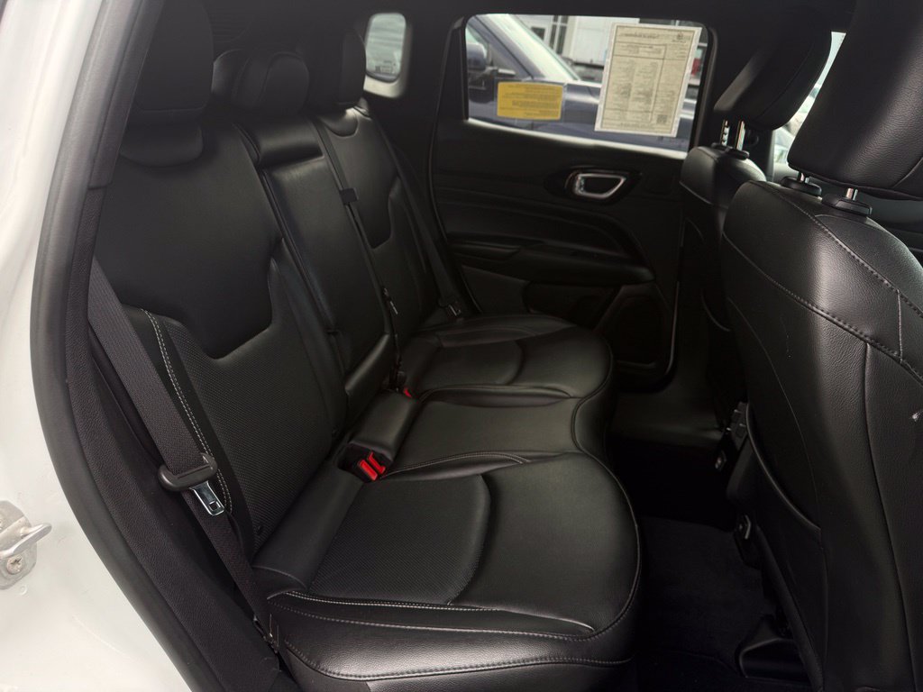 Used 2022 Jeep Compass High Altitude AWD/4WD image 18