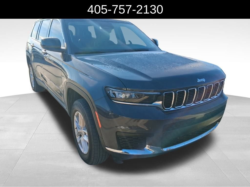 Used 2023 Jeep Grand Cherokee L Laredo w/ Trailer Tow Group (B) image 2