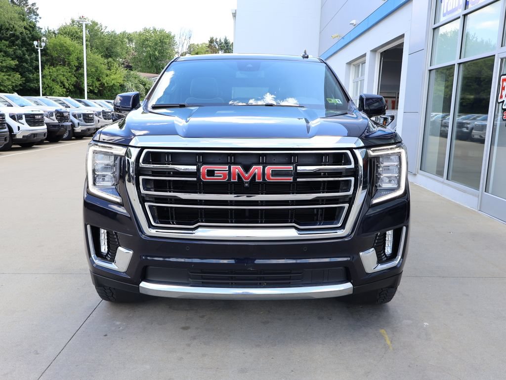Used 2023 GMC Yukon XL SLT w/ SLT Luxury Package AWD/4WD image 5