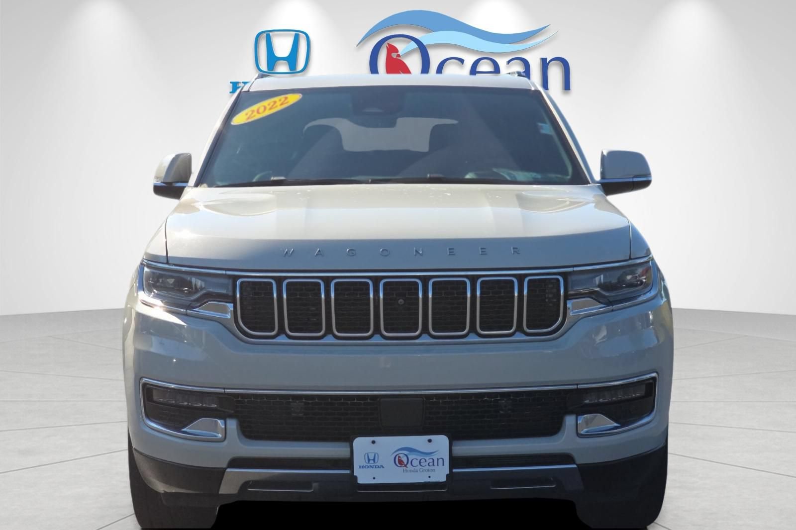 Used 2022 Jeep Wagoneer Series III w/ Convenience Group I AWD/4WD image 8